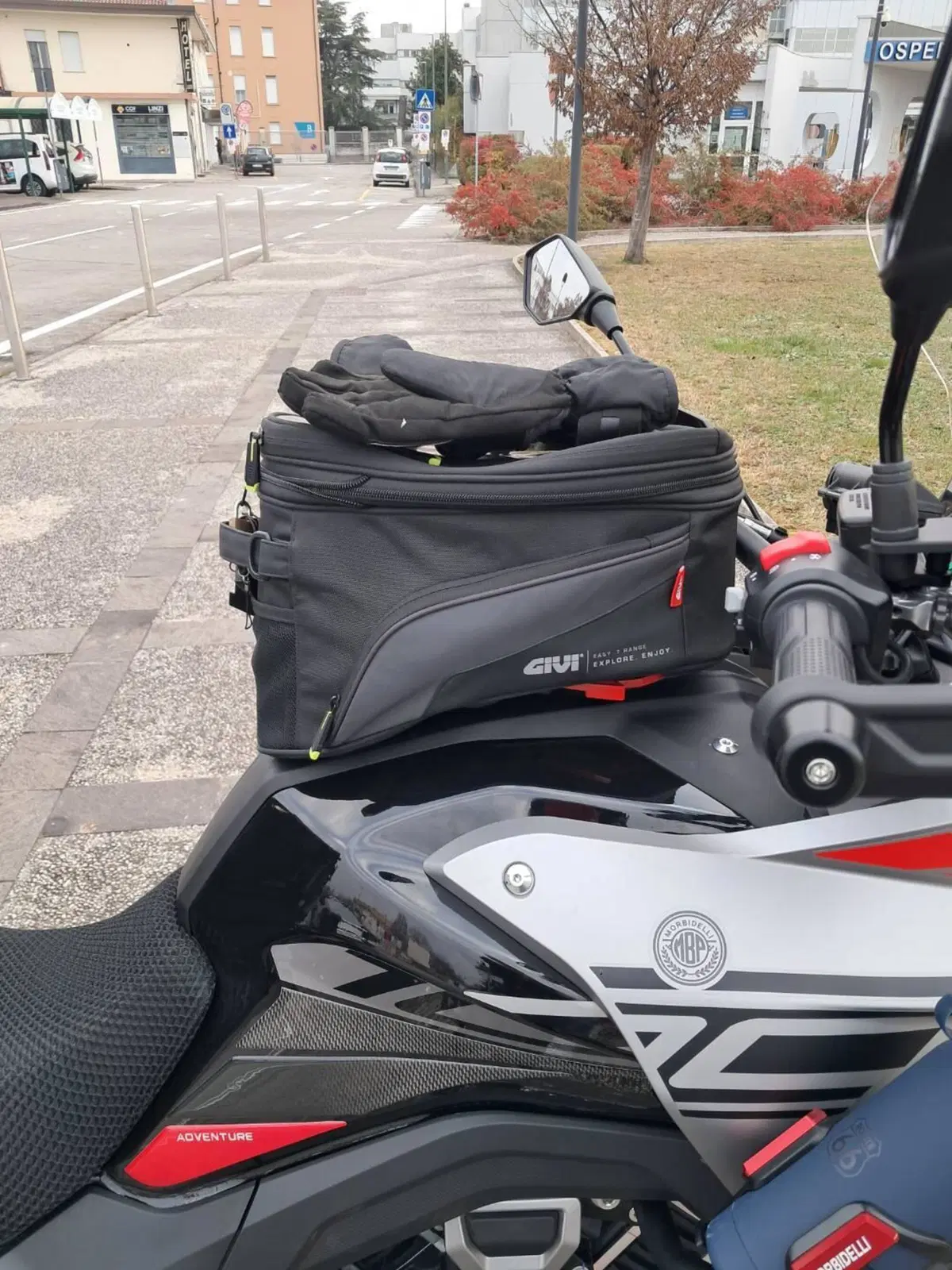 Borsa serbatoio moto GIVI - Tanklook (2)