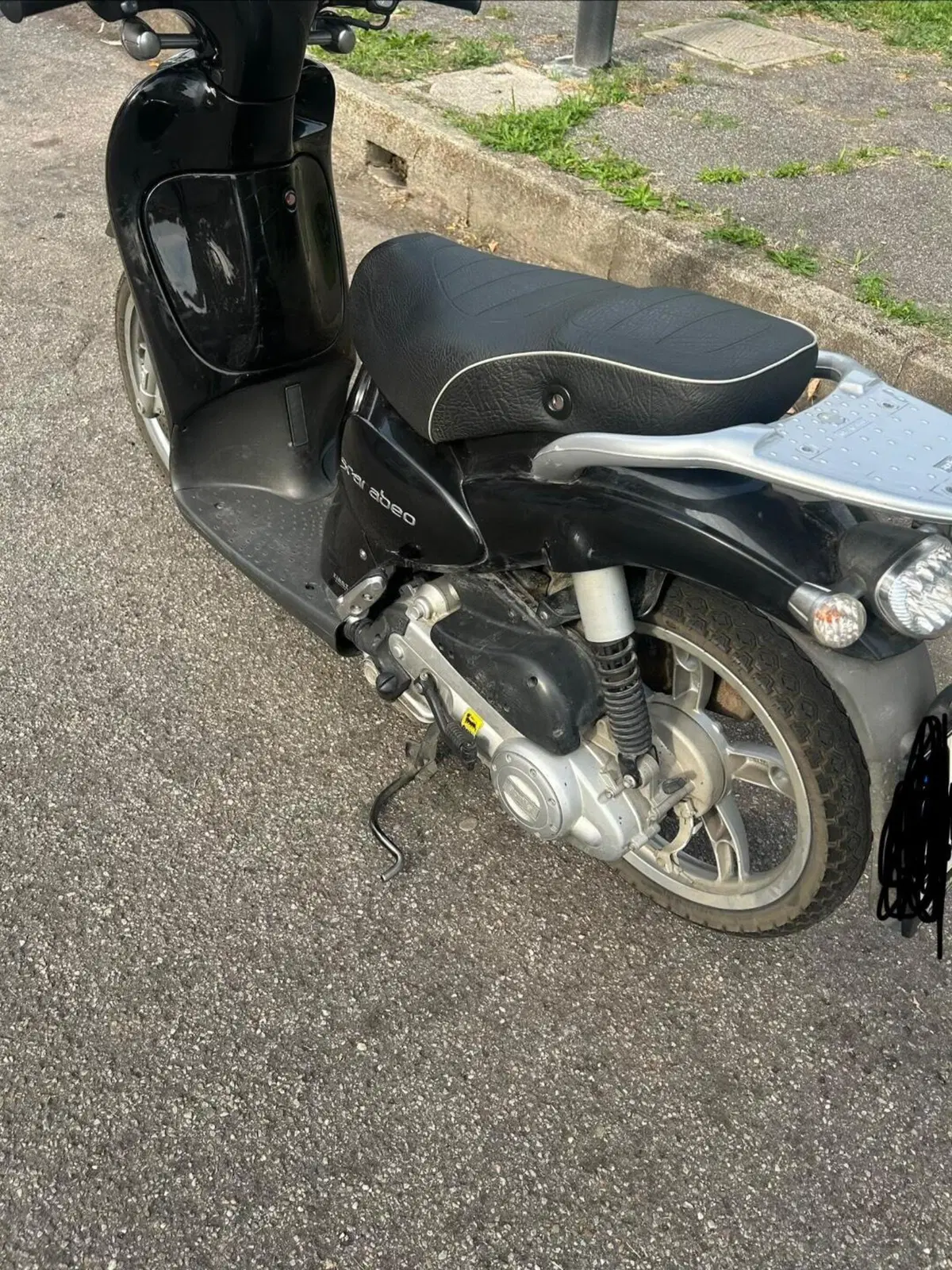 Aprilia Scarabeo 100 4t (2007 - 16) (2)