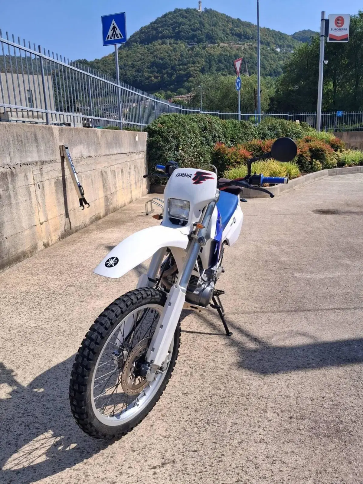 Yamaha TT 600 E (1994 - 03) (2)