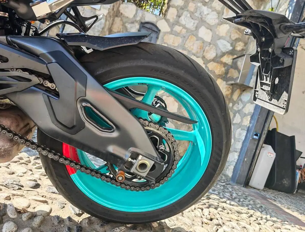 Yamaha MT-10 (2022 - 26) (8)