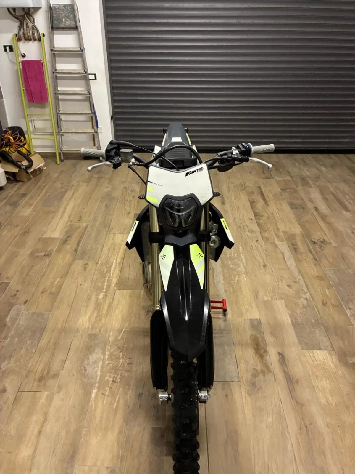 Fantic Motor XE 125 Black Edition (2024) (5)