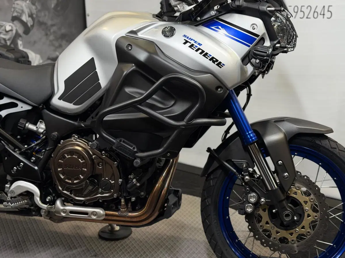 Yamaha XT1200Z Super Ténéré ABS (2017 - 20) (2)