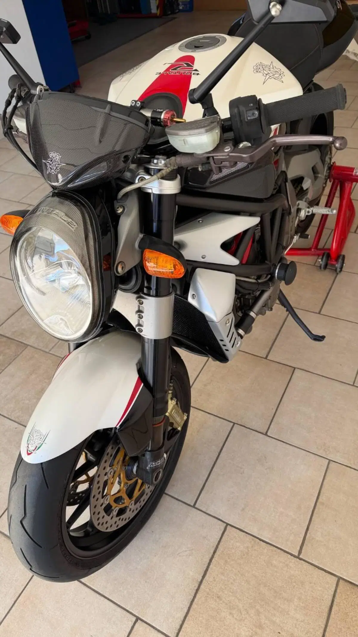 MV Agusta Brutale 910 R (2006 - 11) (7)