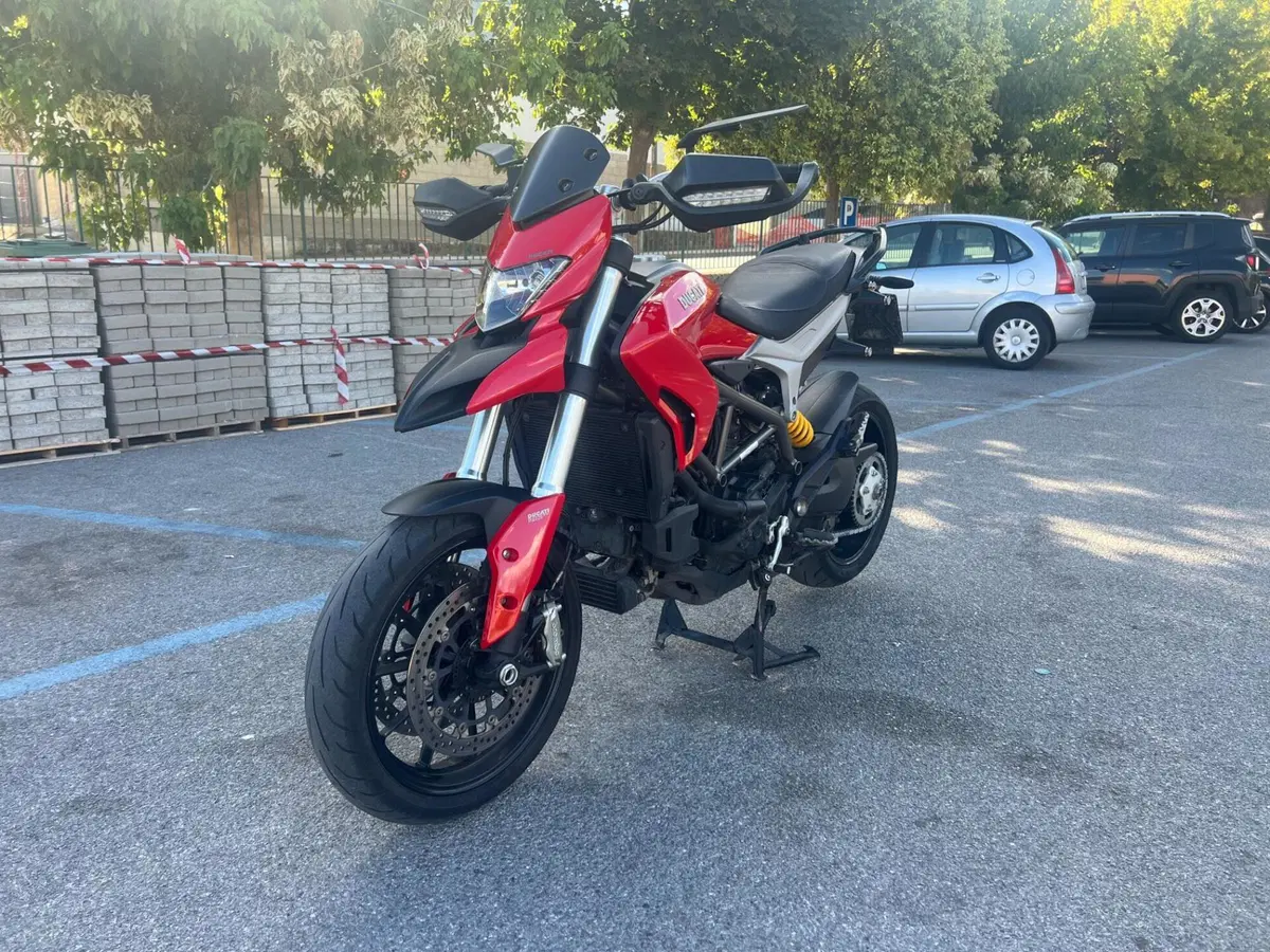 Ducati Hyperstrada 939 (2016 - 18) (6)
