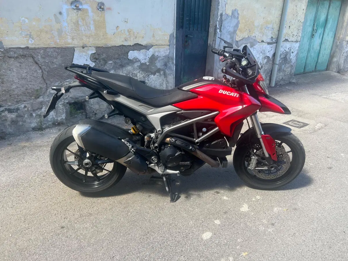 Ducati Hyperstrada 939 (2016 - 18) (12)