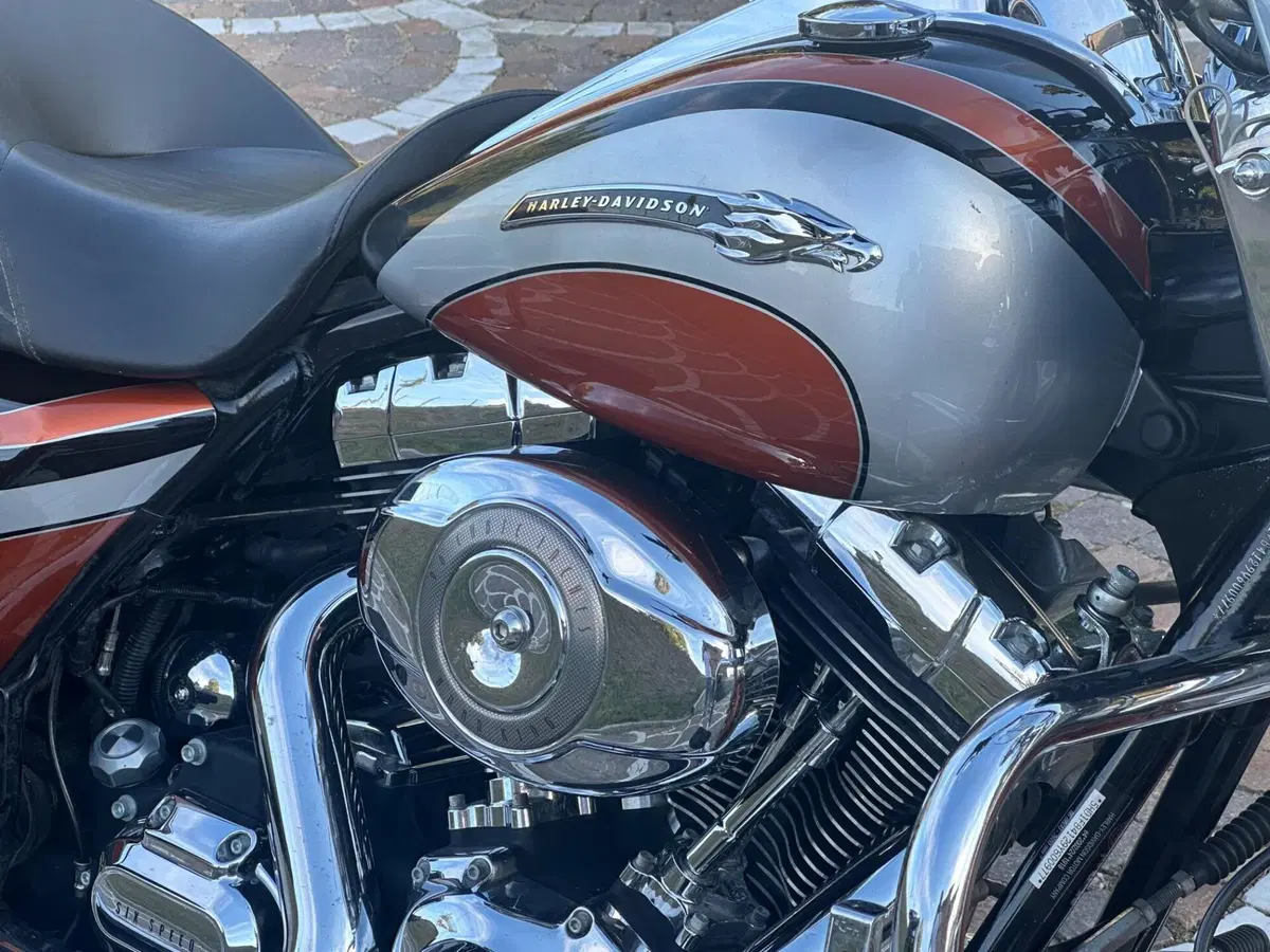 Harley-Davidson 1584 Road King Classic (2007 - 11) - FLHRCI (2)