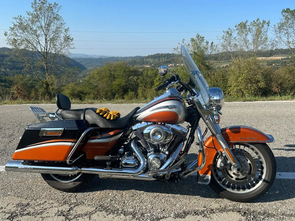 Harley-Davidson 1584 Road King Classic (2007 - 11) - FLHRCI (11)