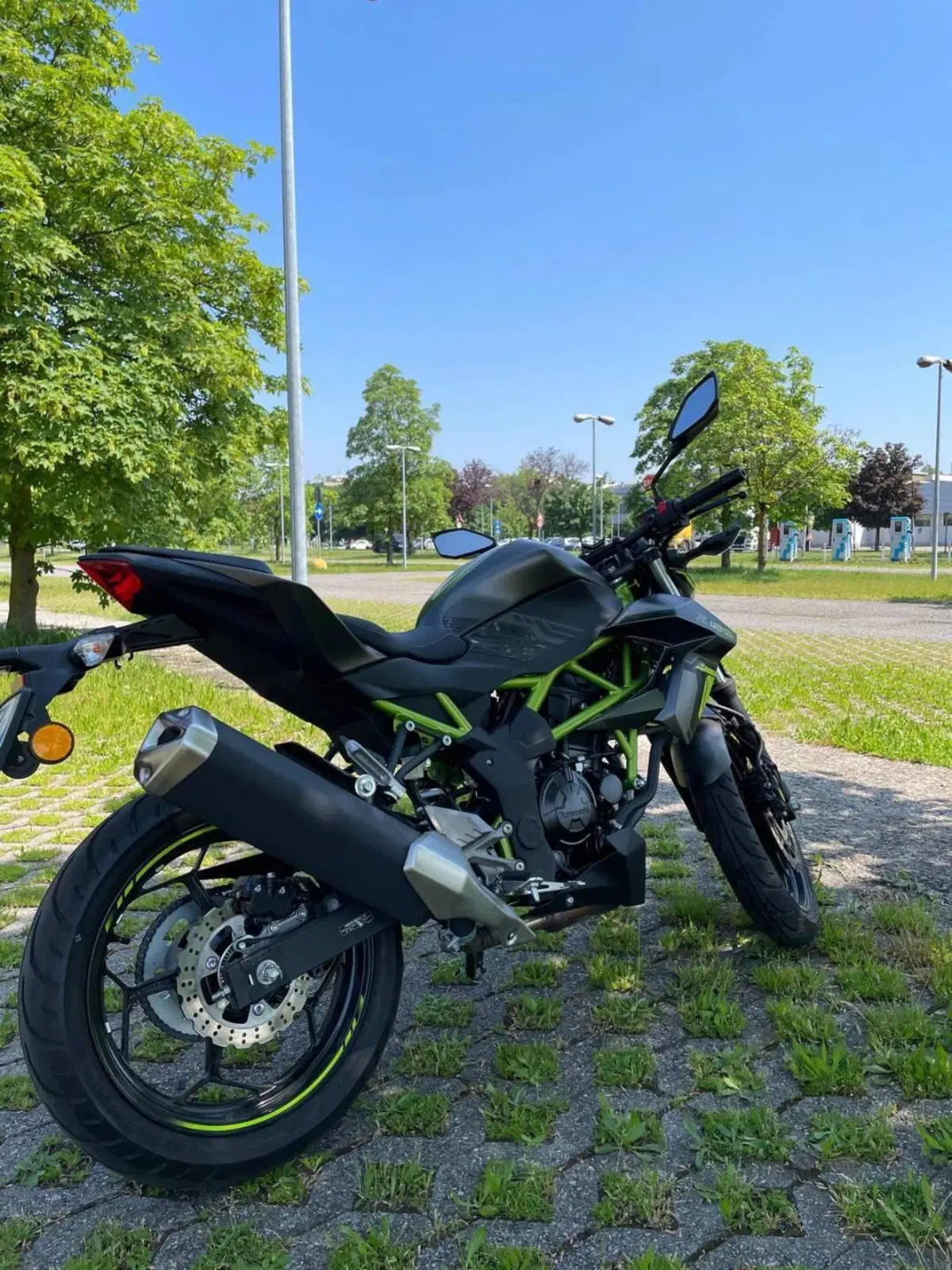Kawasaki Z 125 (2021 - 24)