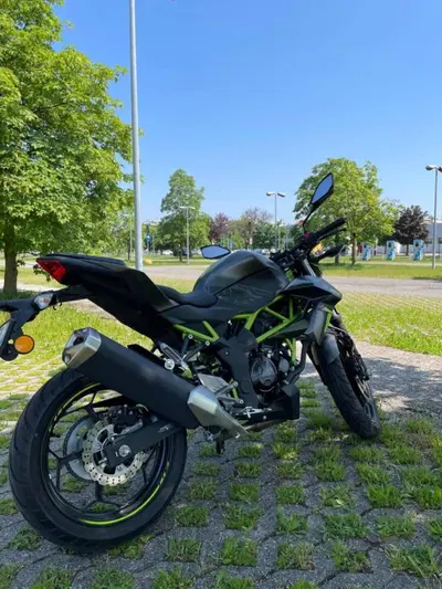 Kawasaki Z 125 (2021 - 24) usata