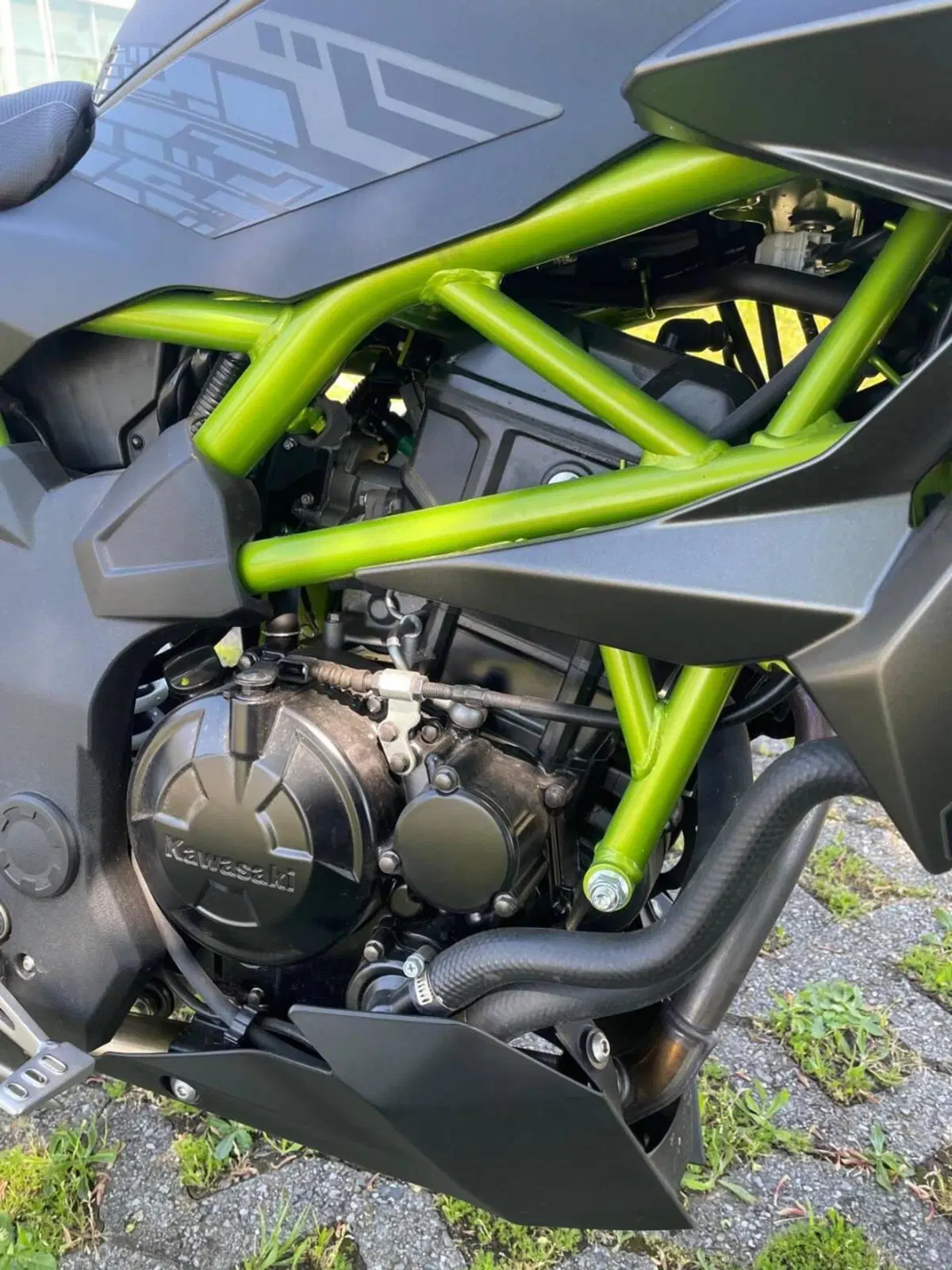Kawasaki Z 125 (2021 - 24) (5)