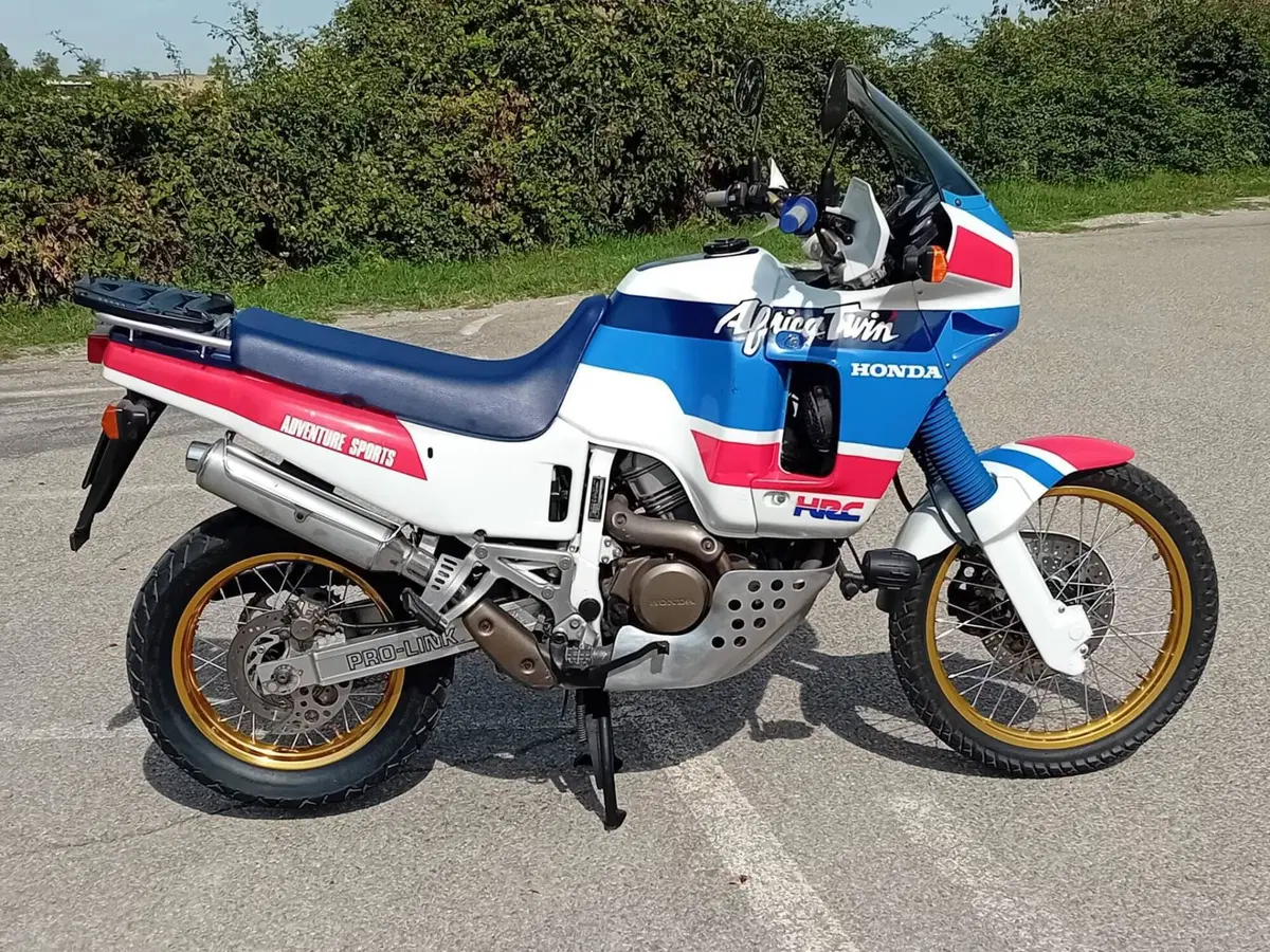 Honda Africa Twin 650 RD03 (2)