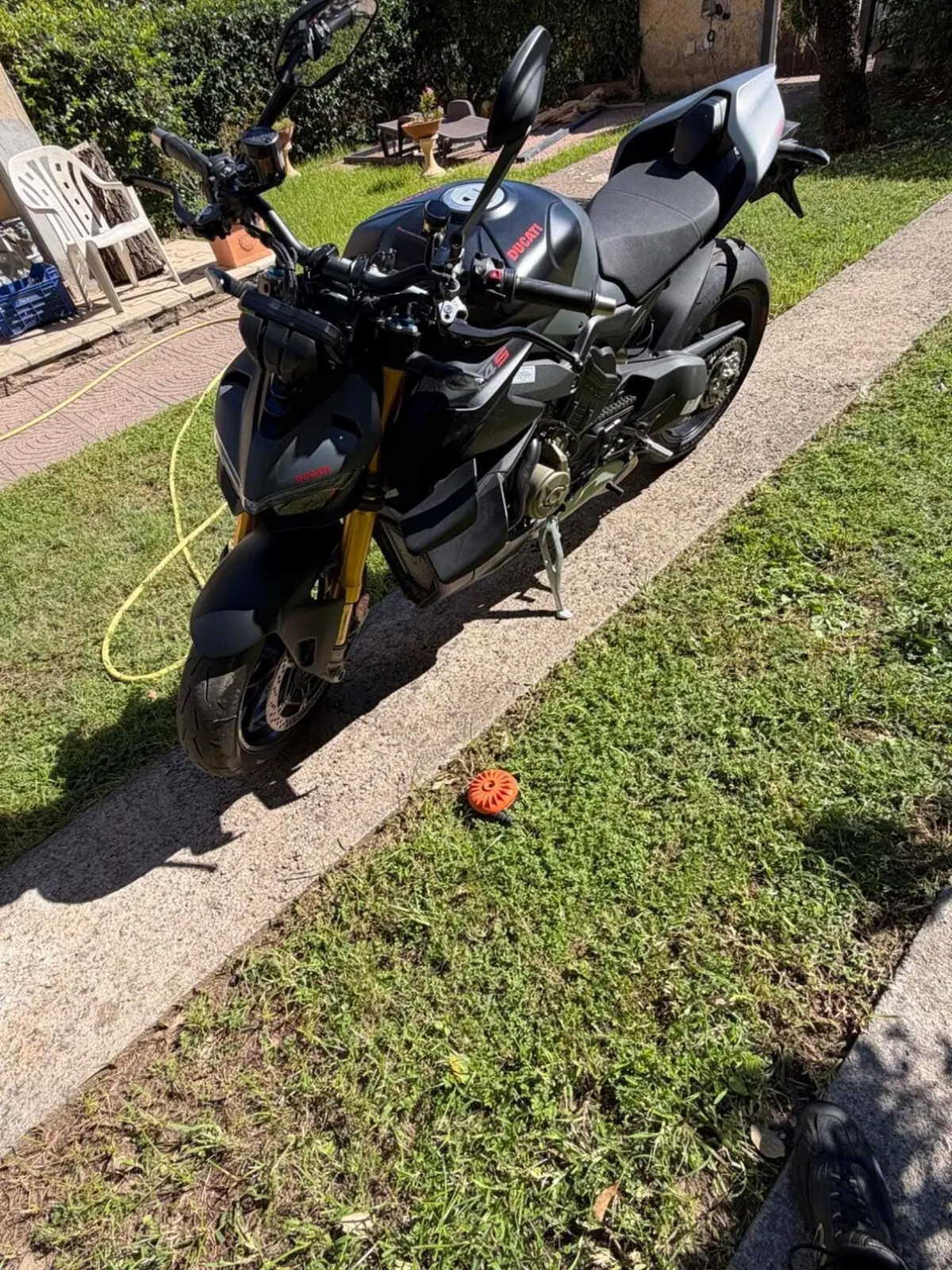 Ducati Streetfighter V4 S (2023 - 24) (4)