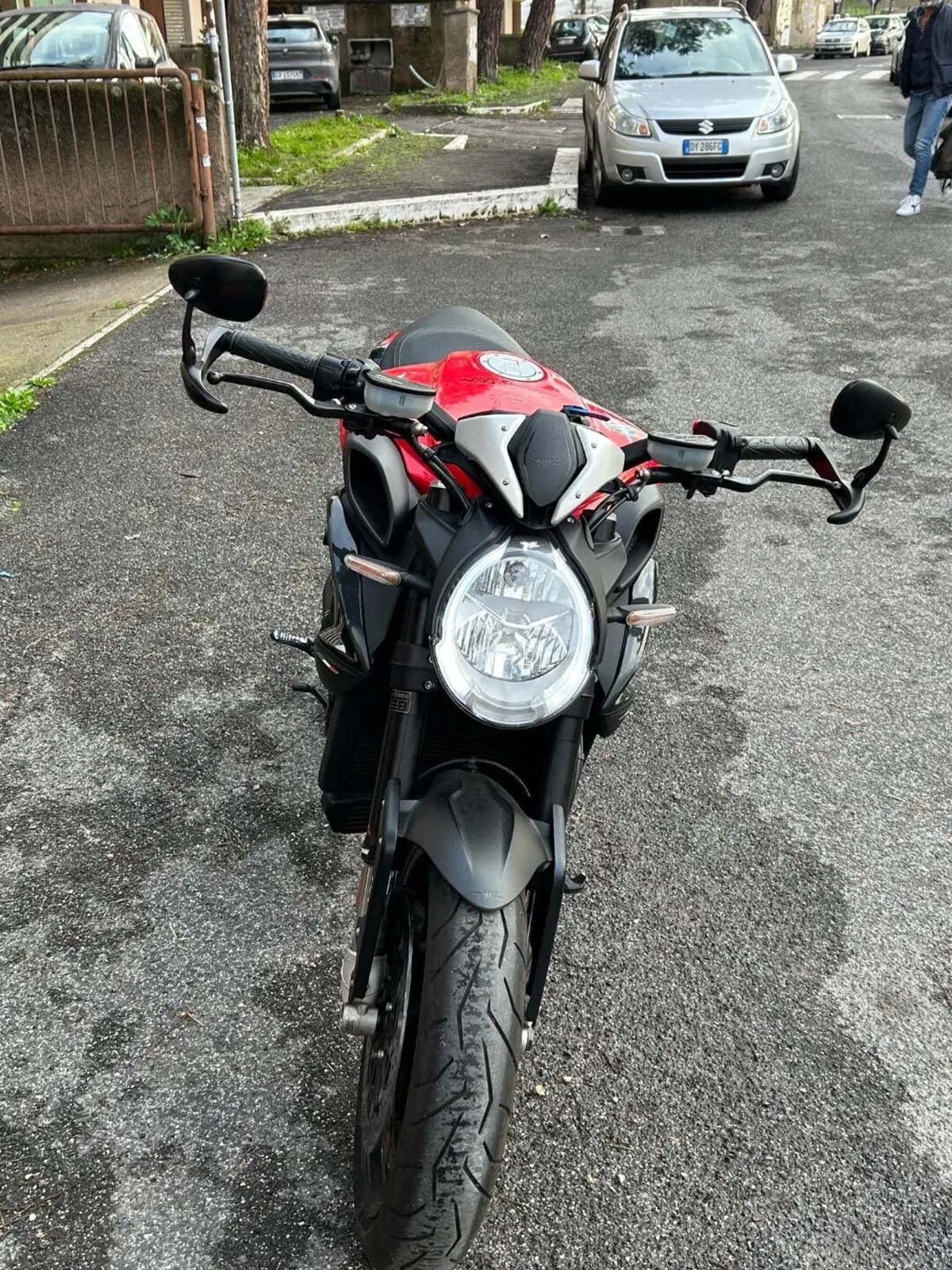 MV Agusta Dragster 800 Rosso (2021 - 23) (7)