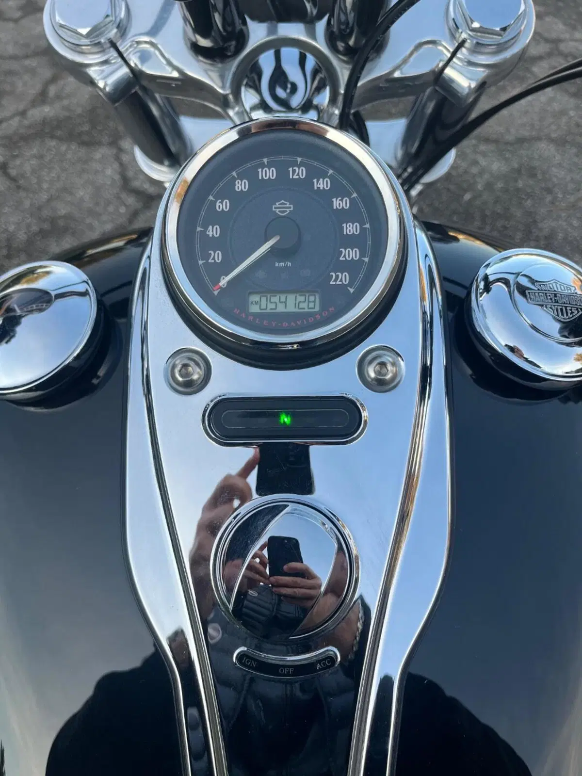Harley-Davidson 1690 Wide Glide (2010 - 17) - FXDWG