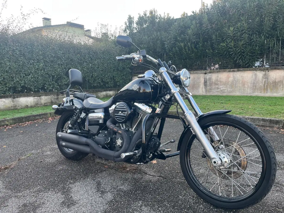Harley-Davidson 1690 Wide Glide (2010 - 17) - FXDWG (3)