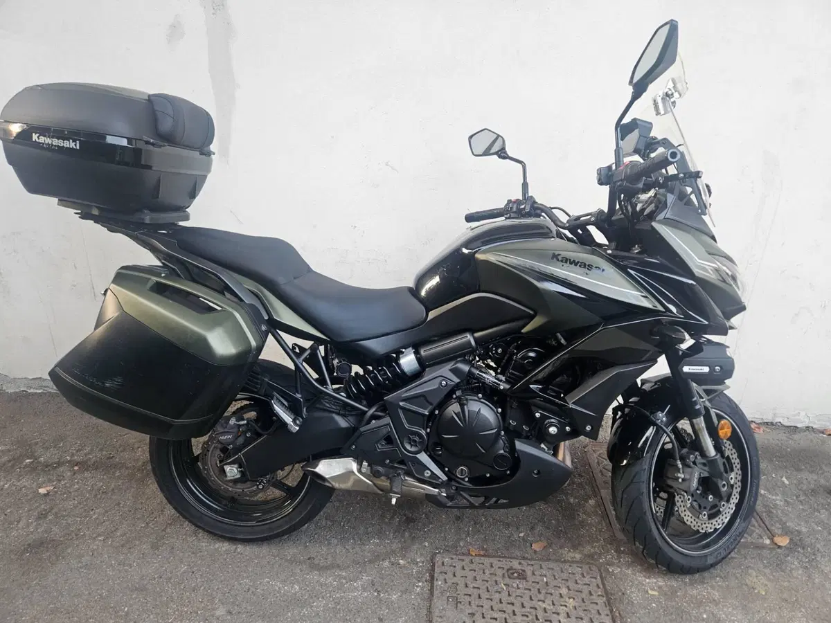 Kawasaki Versys 650 Grand Tourer (2017 - 20) (2)
