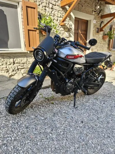 Yamaha XSR 700 ABS (2016 - 20) usata