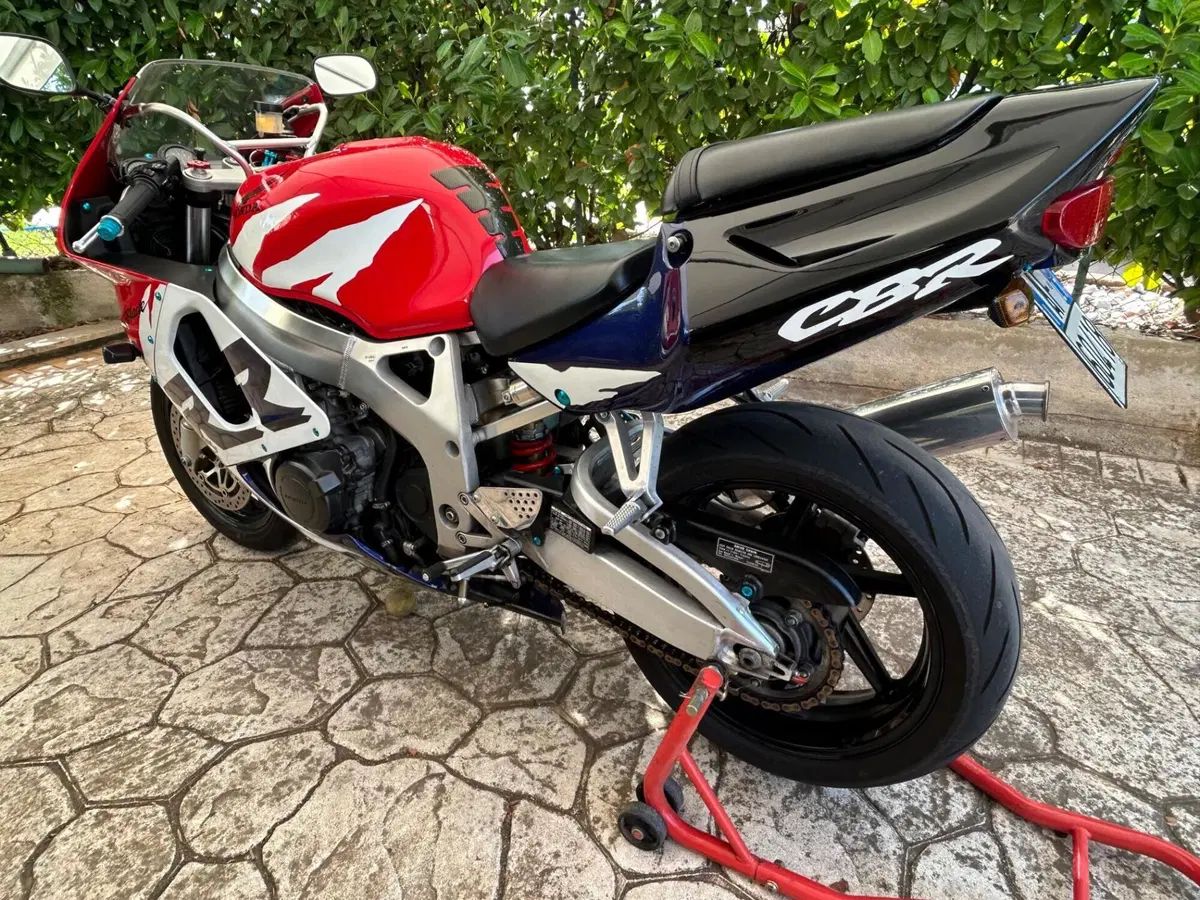 Honda CBR 900 RR (1998 - 99) (3)