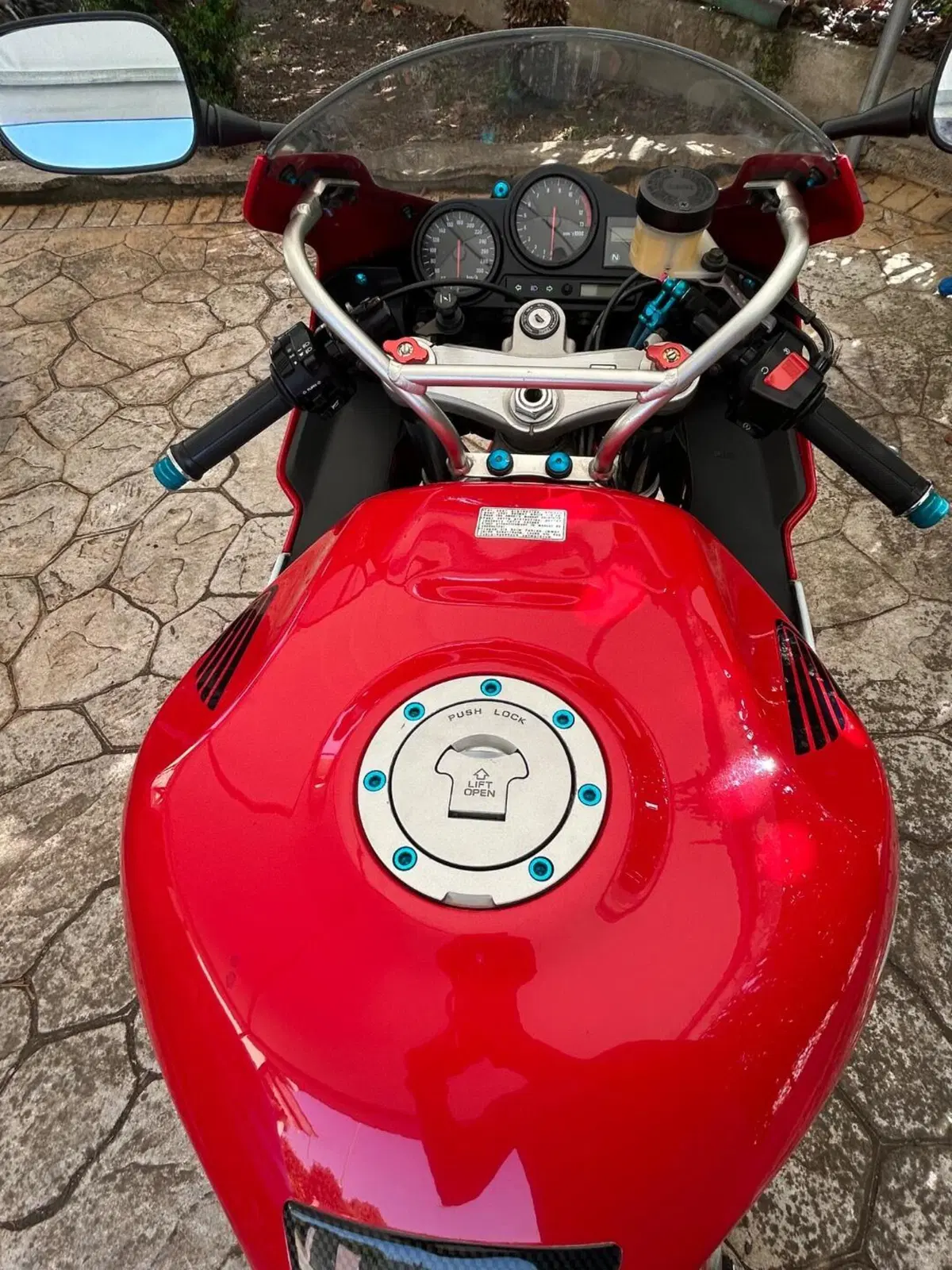 Honda CBR 900 RR (1998 - 99) (5)