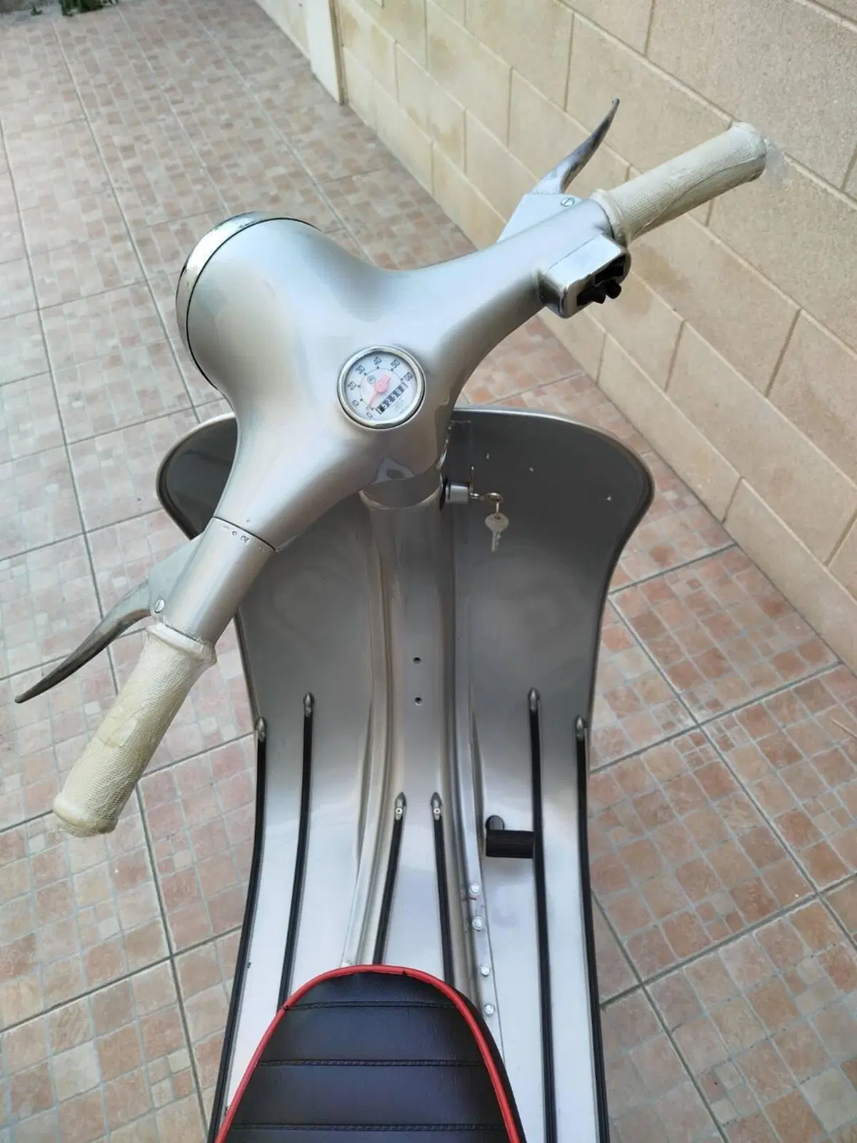 Vespa 50L (3)
