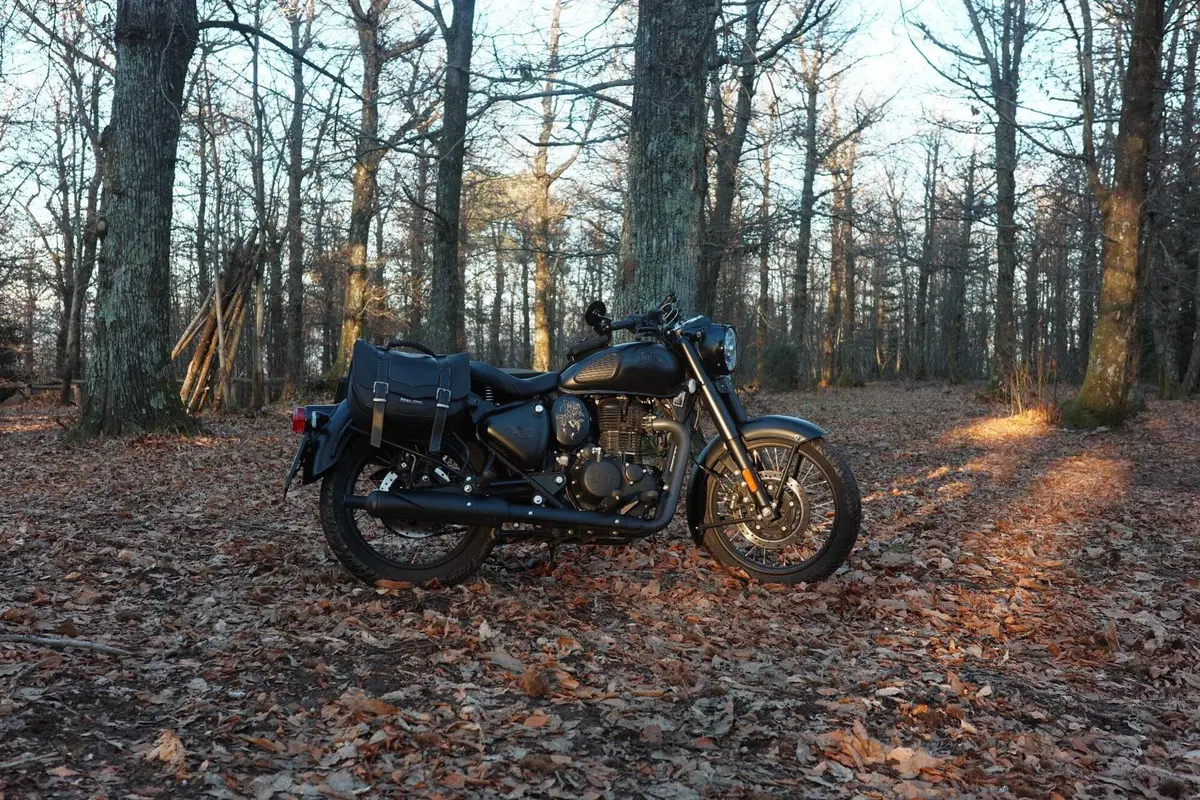 Royal Enfield Classic 350 (2021 - 26) (7)
