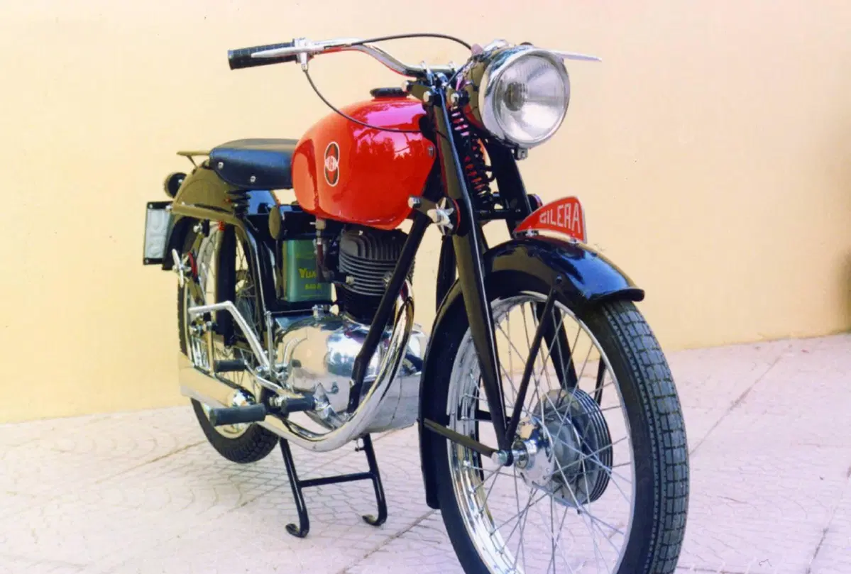 Gilera 150 Turismo (9)