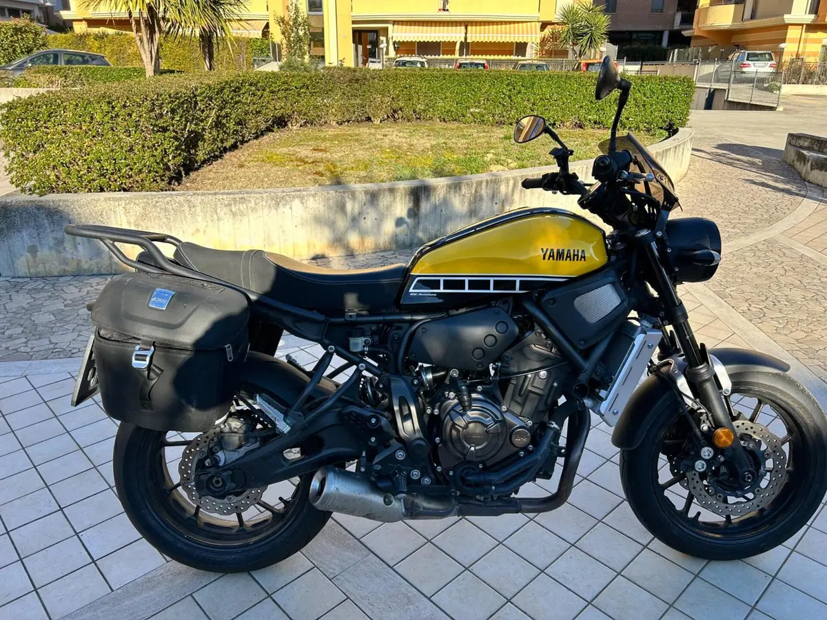 Yamaha XSR 700 ABS 60th Anniversary (2016 - 18) (5)