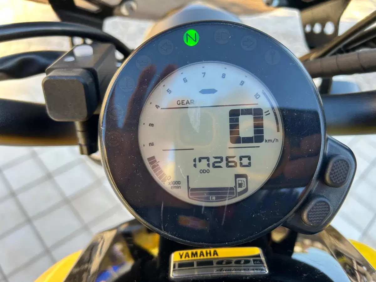 Yamaha XSR 700 ABS 60th Anniversary (2016 - 18) (10)