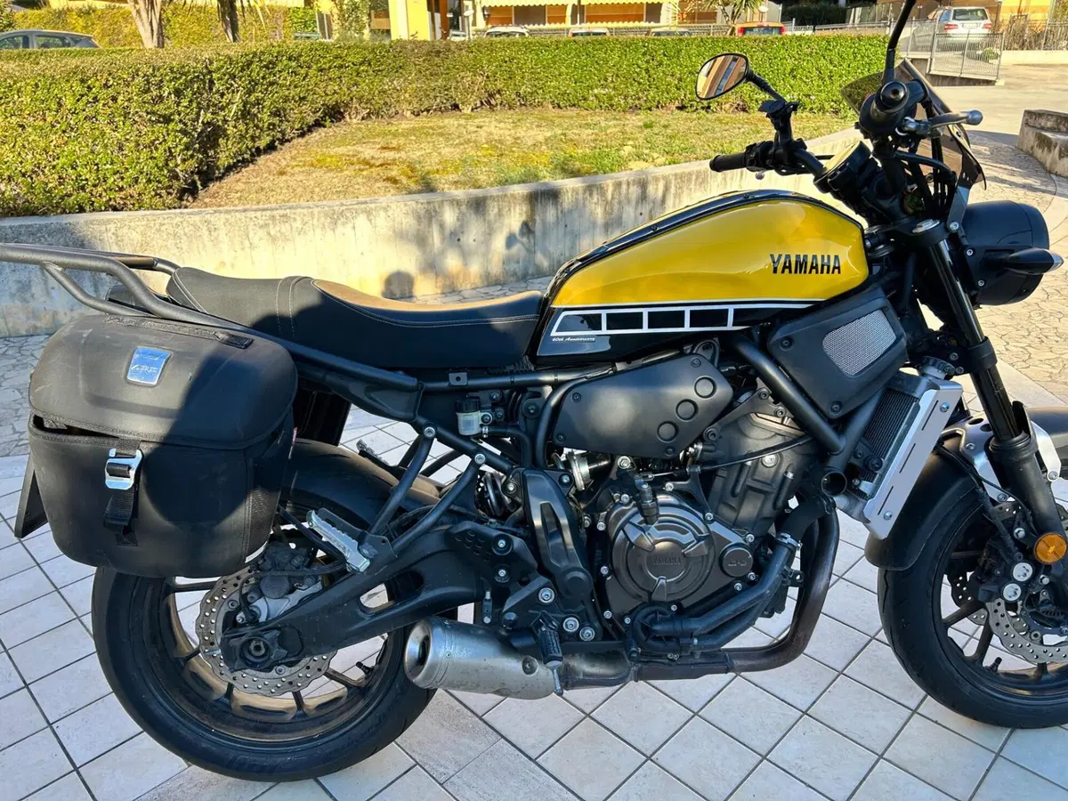 Yamaha XSR 700 ABS 60th Anniversary (2016 - 18) (16)
