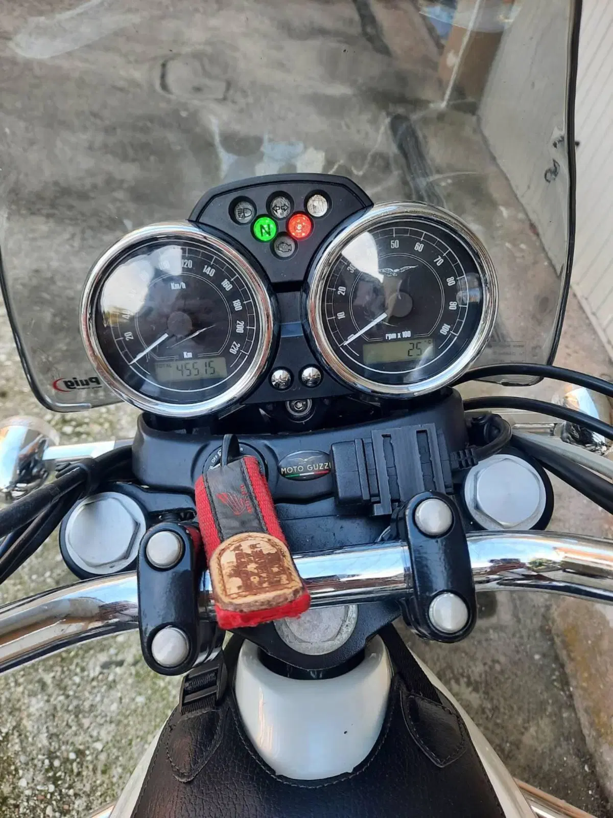 Moto Guzzi V7 Classic (2008 - 12) (6)