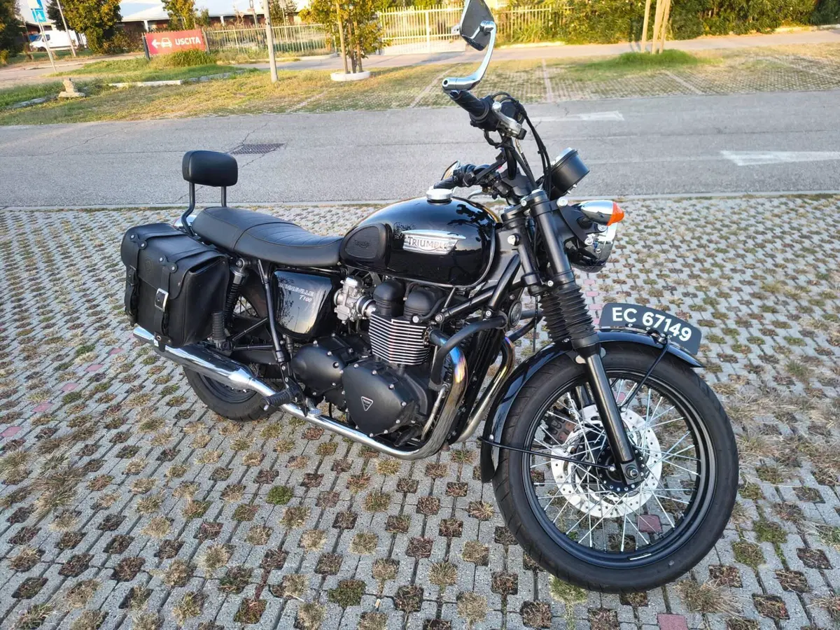 Triumph Bonneville T100 (2008 - 16)