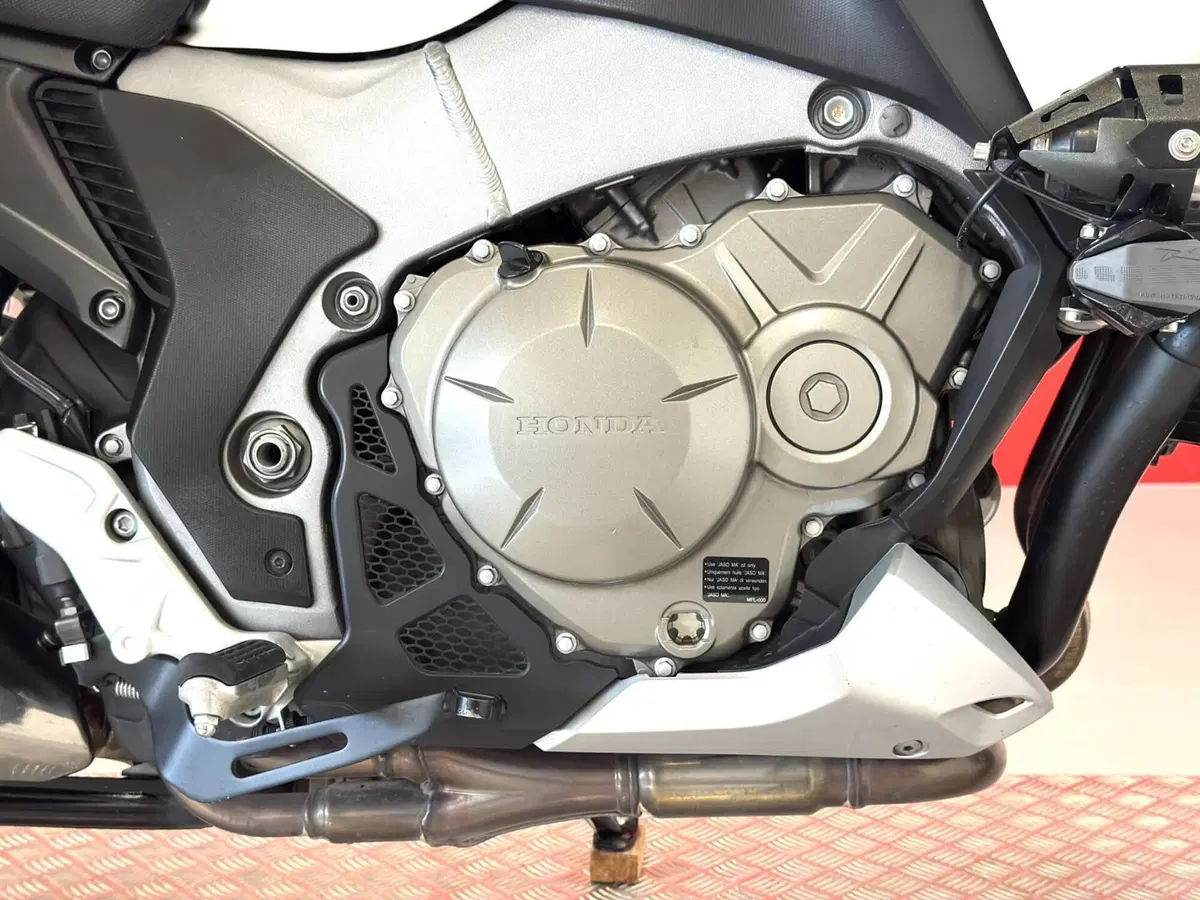 Honda Crosstourer ABS (2011 - 16) (11)