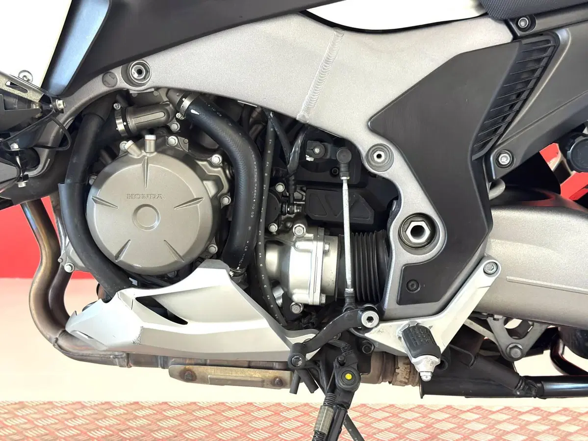 Honda Crosstourer ABS (2011 - 16) (16)