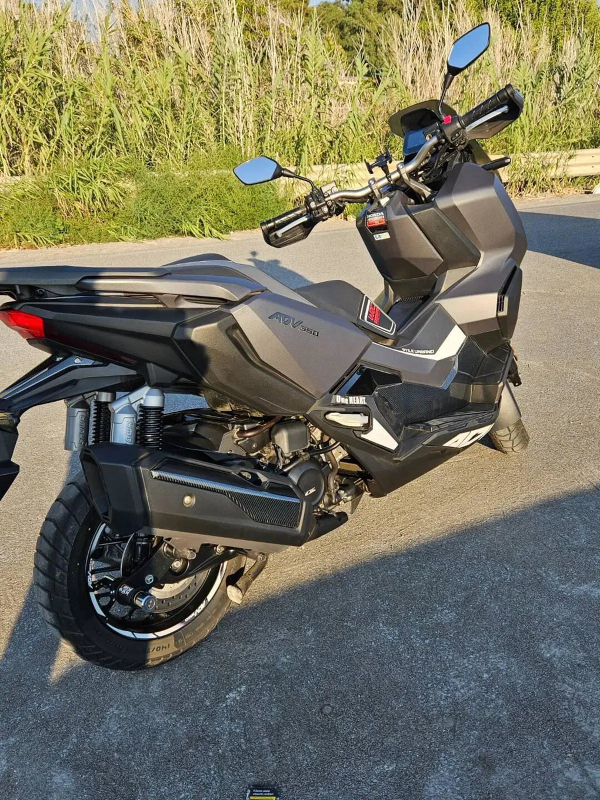Honda ADV 350 (2022 - 24) (2)