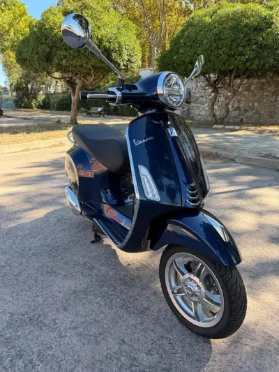 Vespa Primavera 125 (2024 - 25) usata