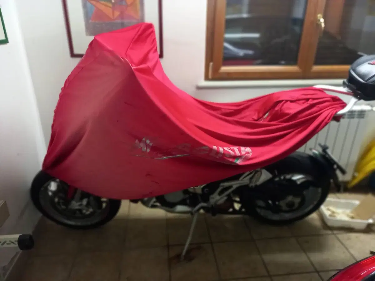 MV Agusta Turismo Veloce 800 (2014 - 16) (4)
