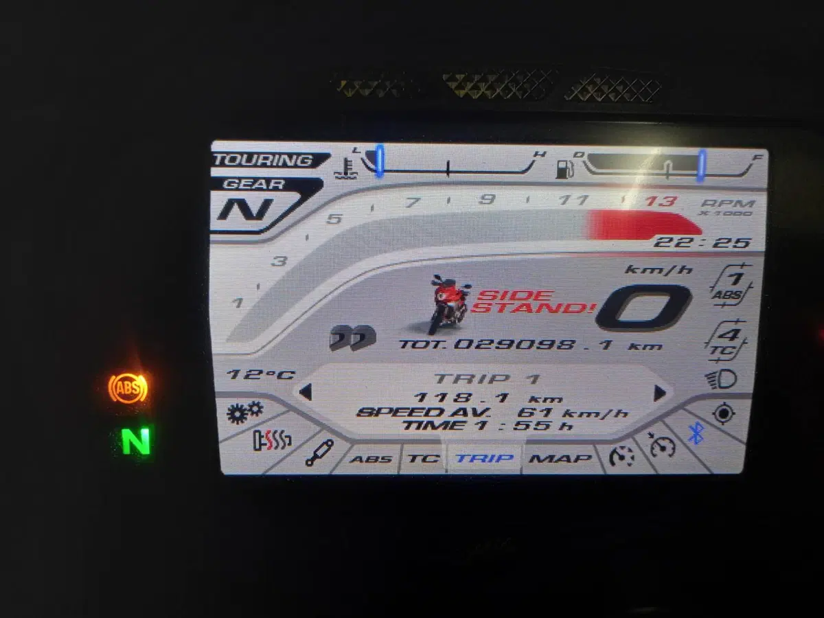 MV Agusta Turismo Veloce 800 (2014 - 16) (8)