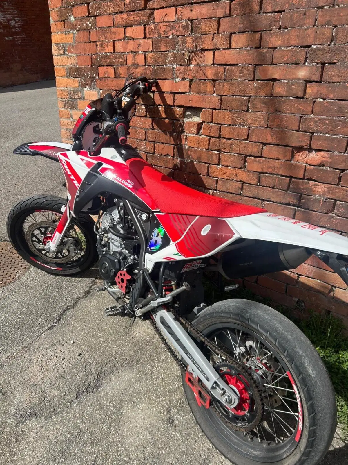 Fantic Motor XMF 125 Motard Competition 4T (2023 - 24) (4)