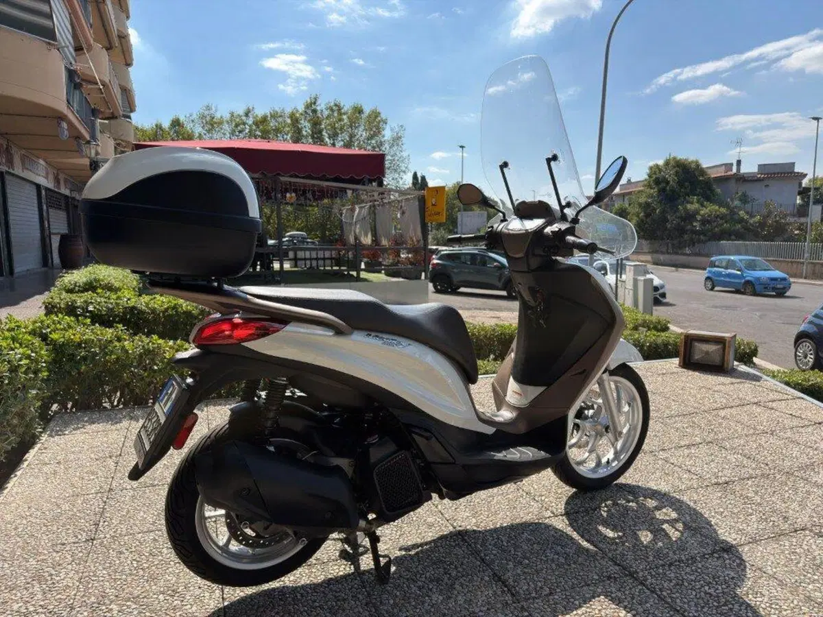 Piaggio Medley 150 S ABS (2021 - 25) (3)