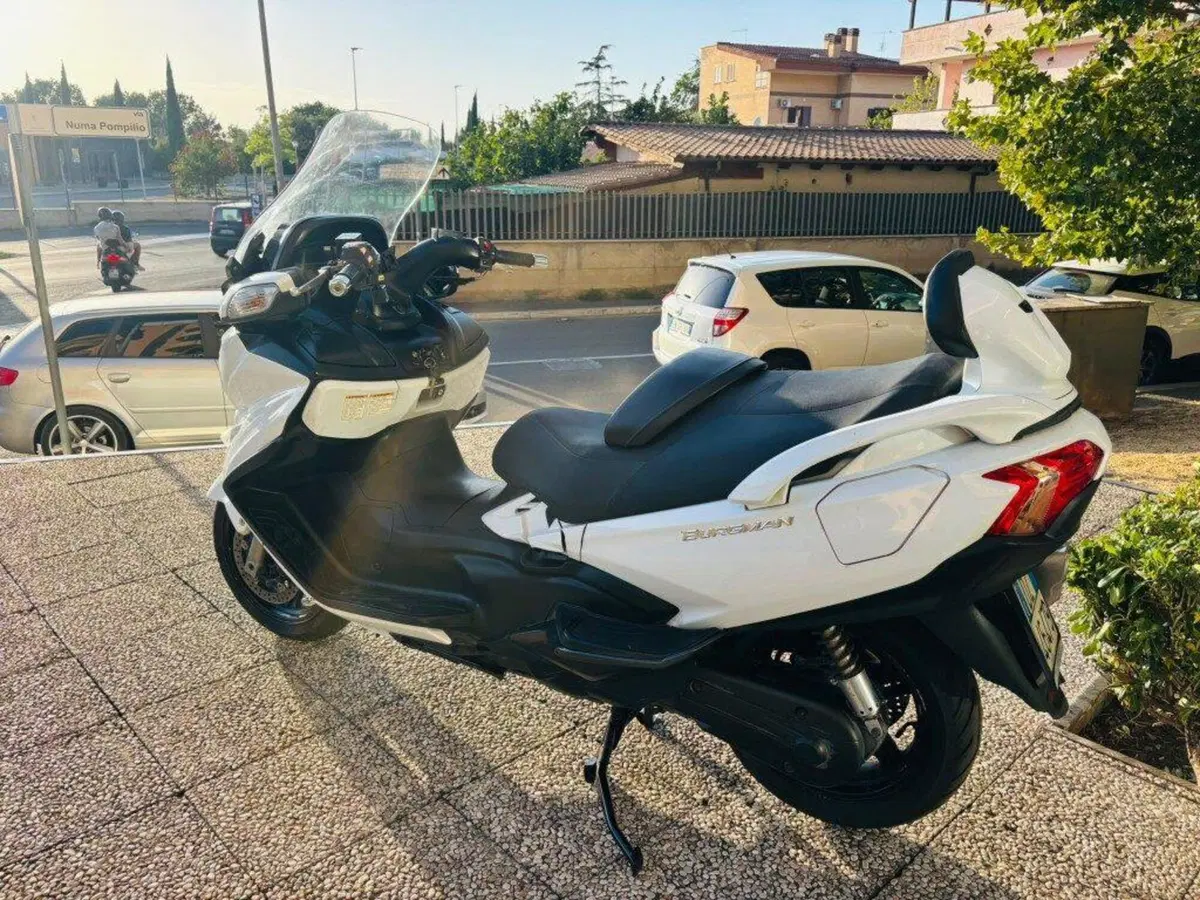 Suzuki Burgman AN 650 (2013 - 15)