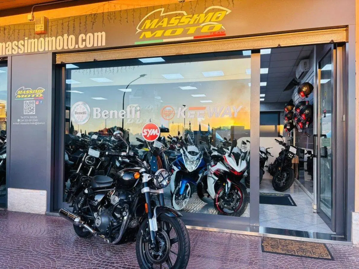 Royal Enfield Super Meteor 650 (2023 - 26)