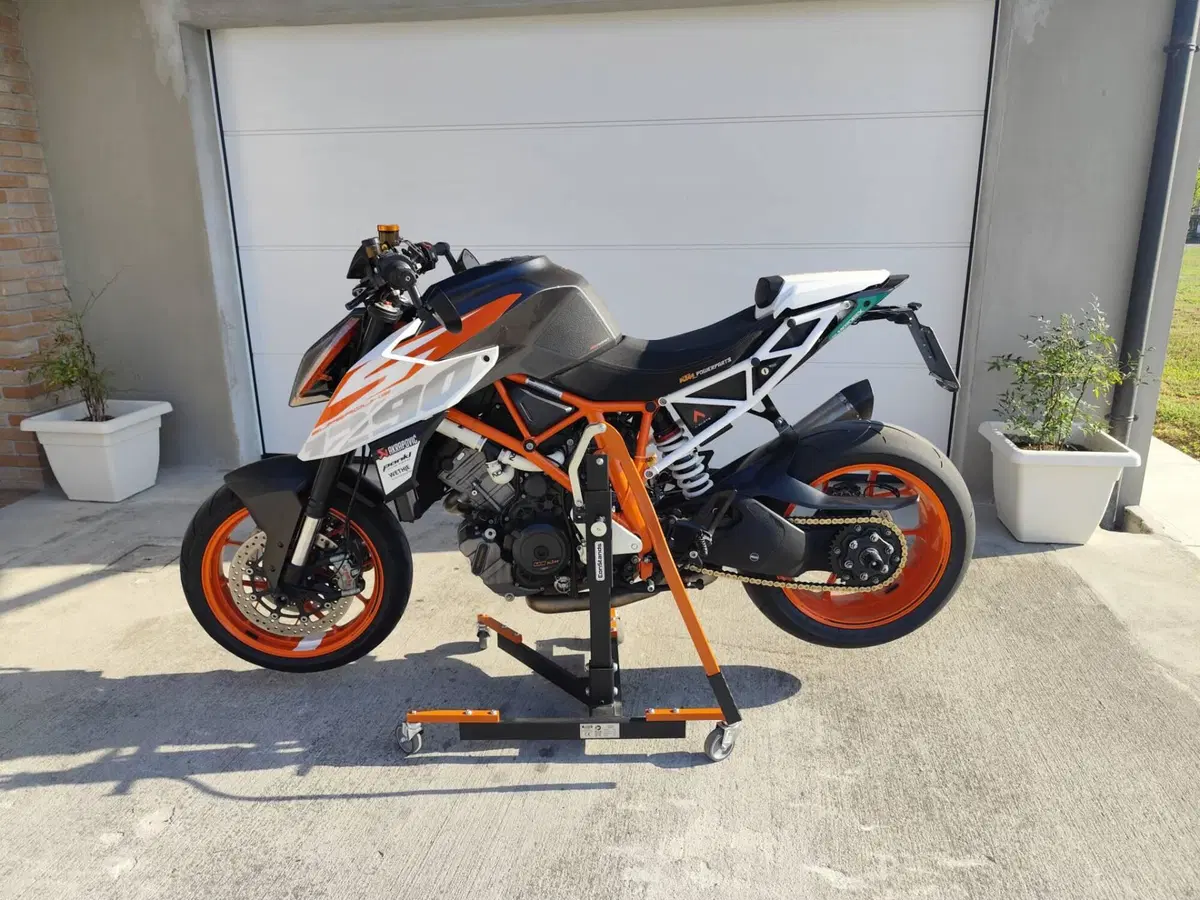 KTM 1290 Super Duke R ABS (2017 - 18) (3)