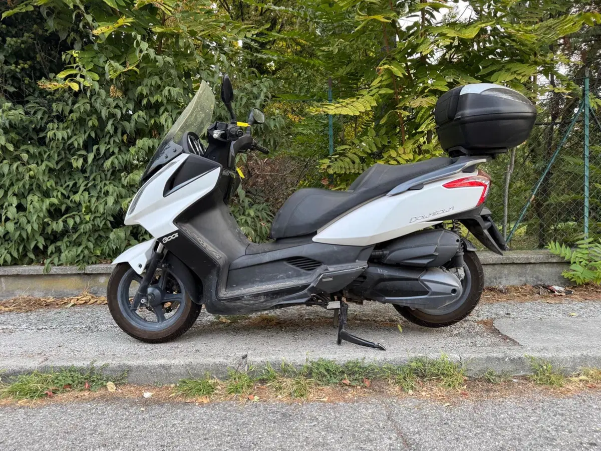 Kymco Downtown 300i (2009 - 17) (3)