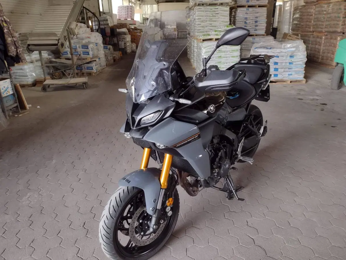 Yamaha Tracer 9 GT+ (2023 - 24) (2)