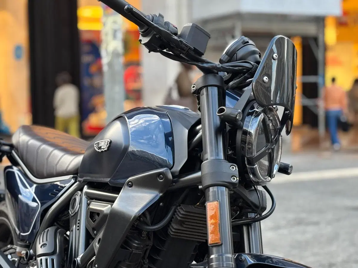 Ducati Scrambler 800 Nightshift (2023 - 24) (3)