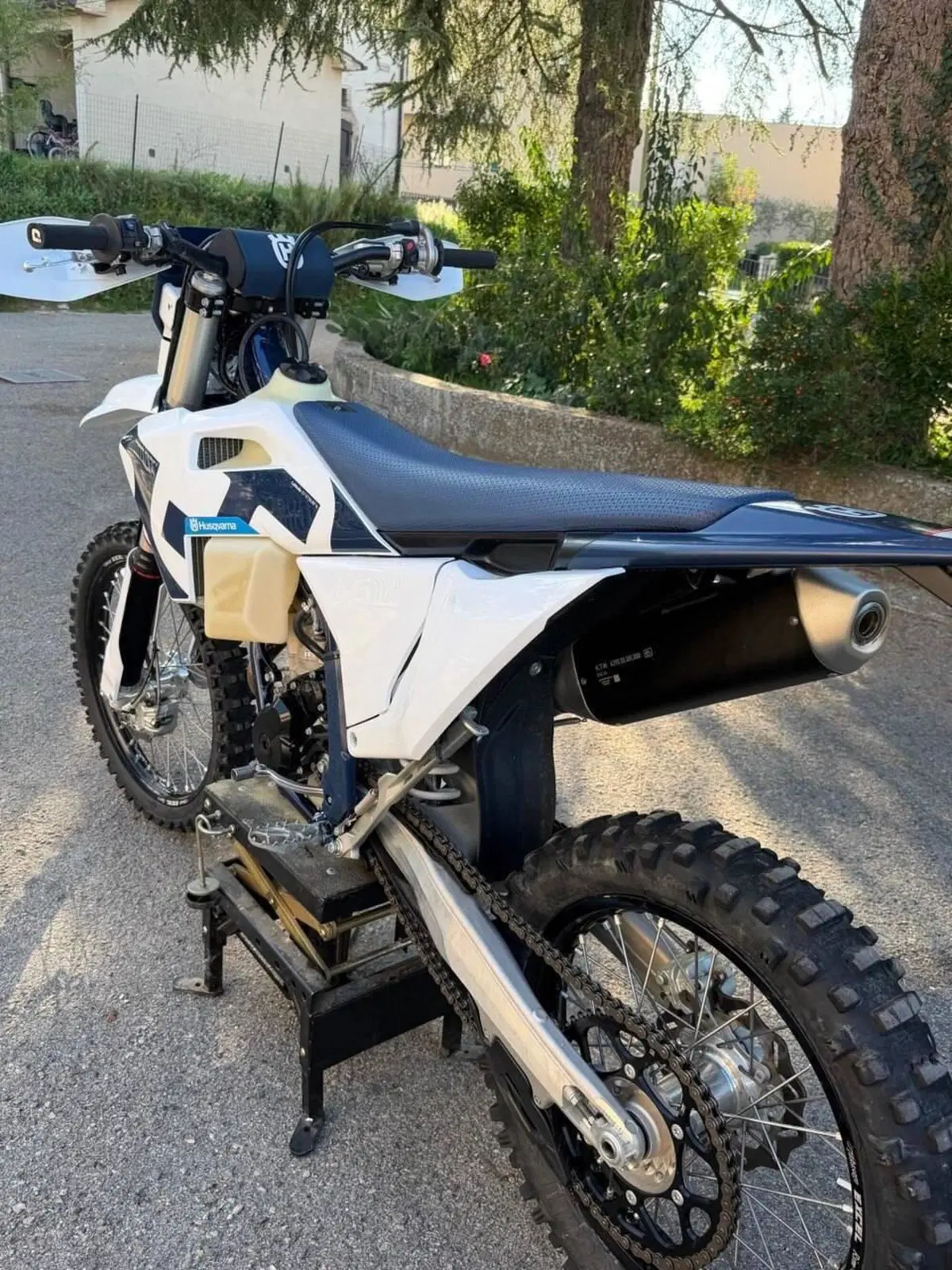 Husqvarna FE 250 (2026) (6)