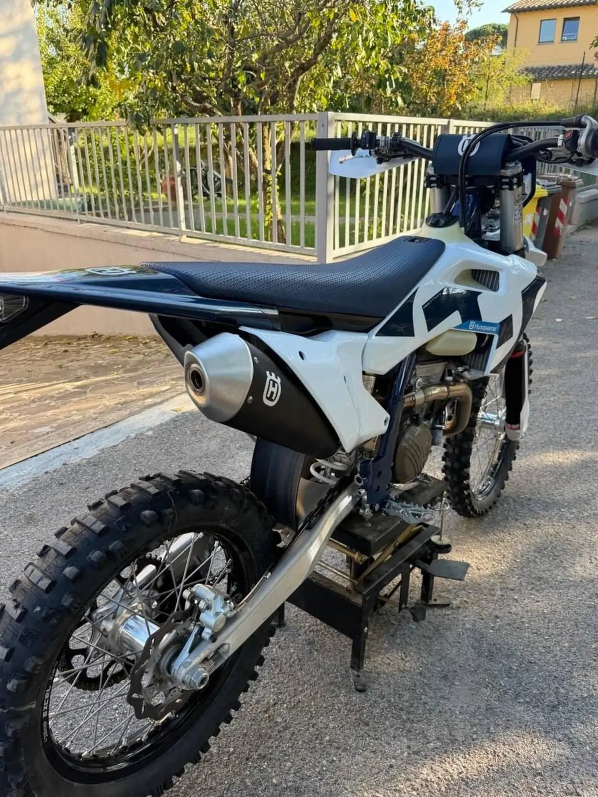 Husqvarna FE 250 (2026) (9)