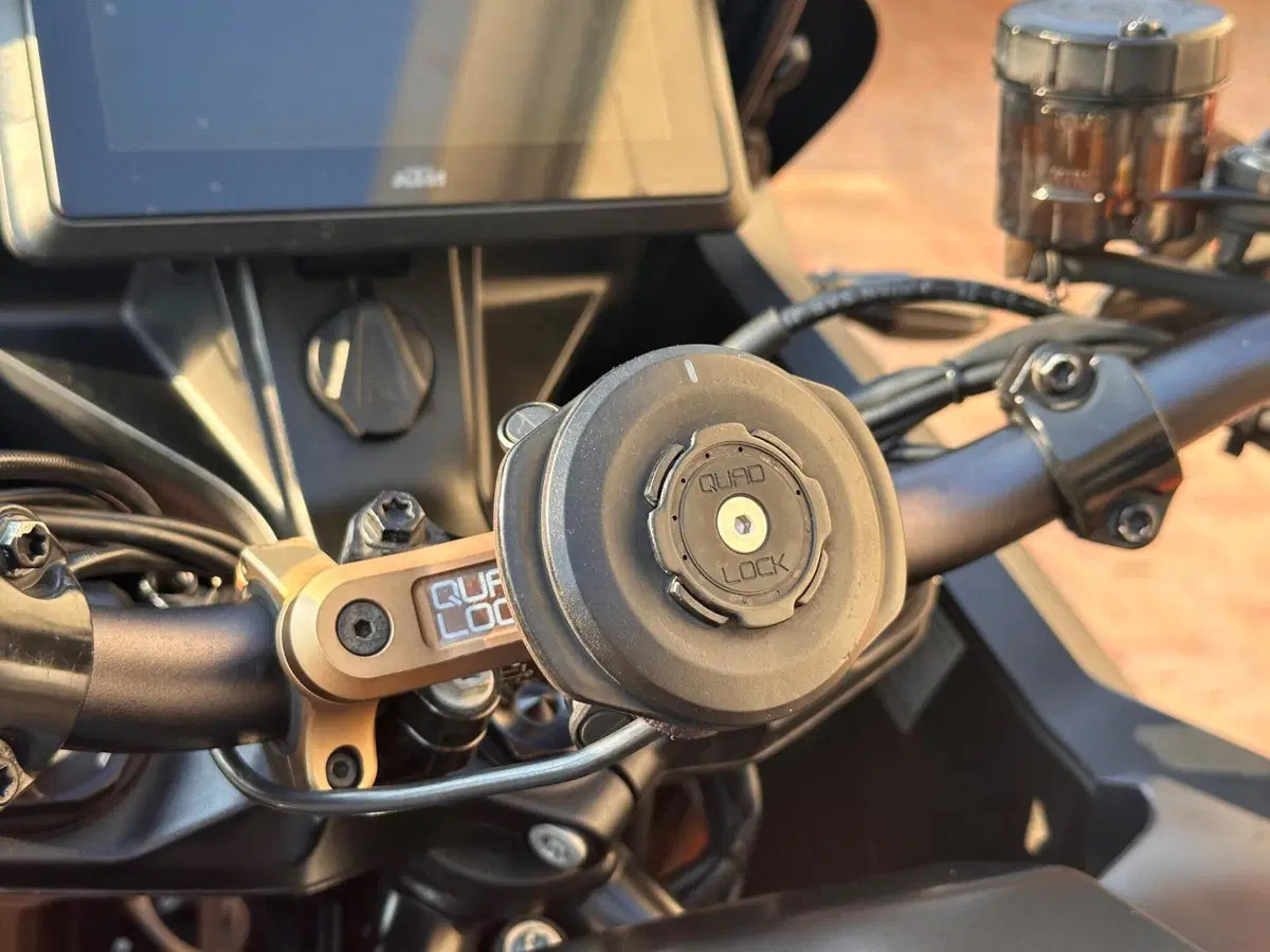 KTM 1290 Super Adventure S (2021 - 25) (17)