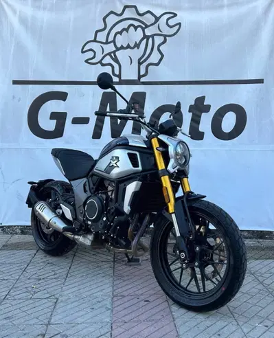 CFMOTO 700CL-X Heritage (2021 - 26) usata
