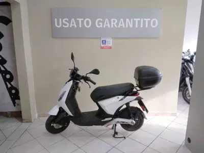 Piaggio 1 Active (2022 - 26) usata
